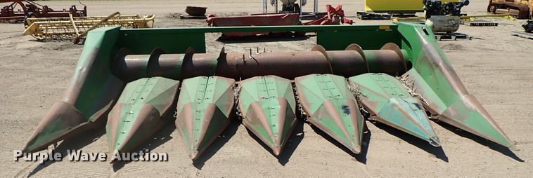 image for item FE9832 John Deere 653 all-crop head