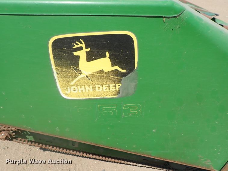 image for item FE9832 John Deere 653 all-crop head