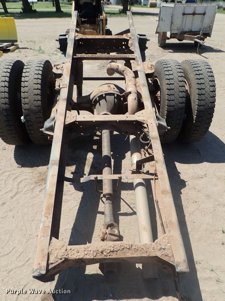 image for item FE9841 Rear axle assembly