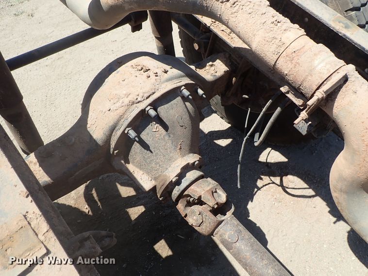 image for item FE9841 Rear axle assembly