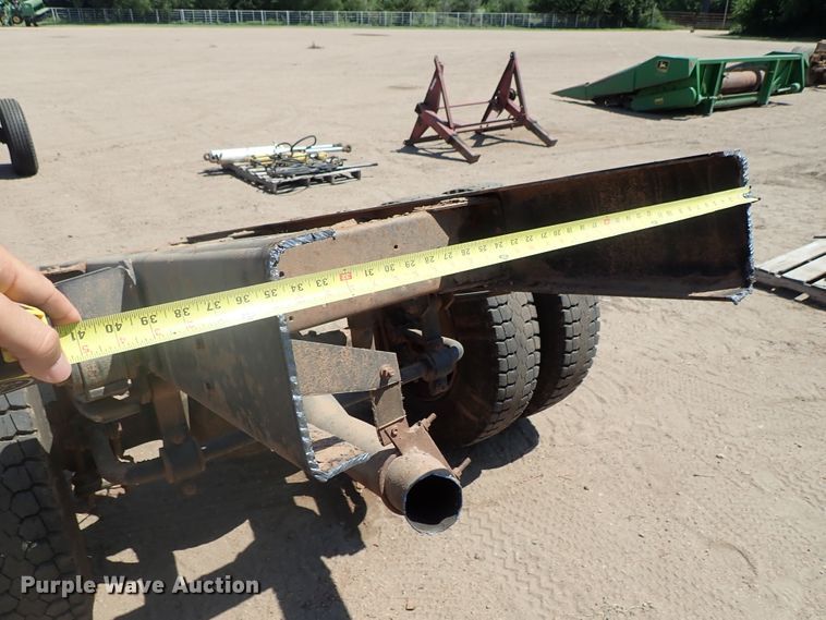 image for item FE9841 Rear axle assembly