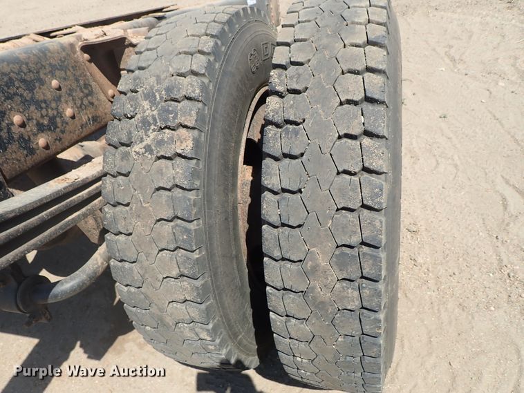 image for item FE9841 Rear axle assembly