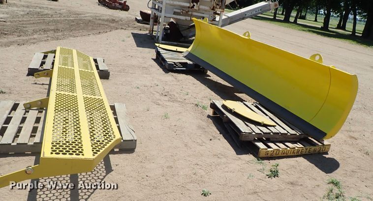 image for item FE9848 Degelman 12HD blade