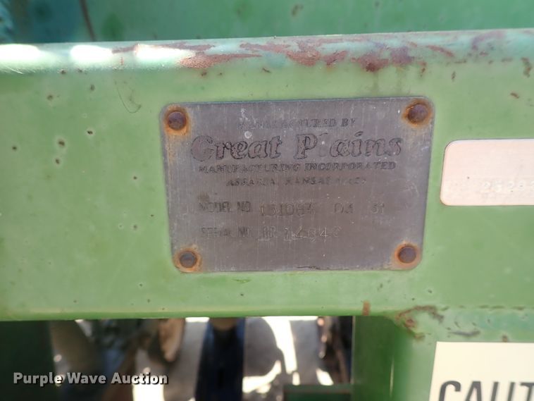 image for item FE9853 Great Plains Solid Stand 15 grain drill