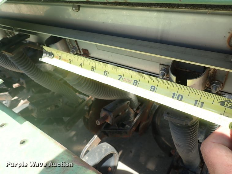 image for item FE9853 Great Plains Solid Stand 15 grain drill