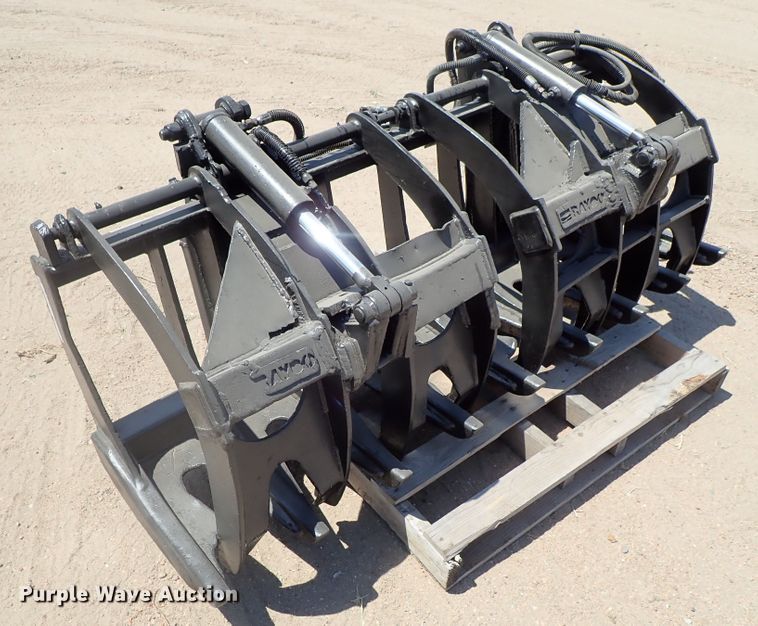 image for item FE9860 Skid steer grapple bucket