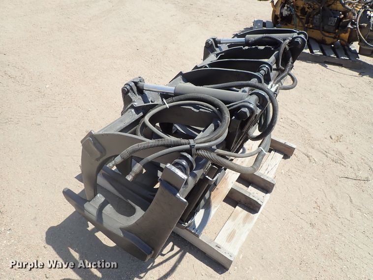 image for item FE9860 Skid steer grapple bucket