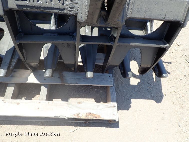 image for item FE9860 Skid steer grapple bucket