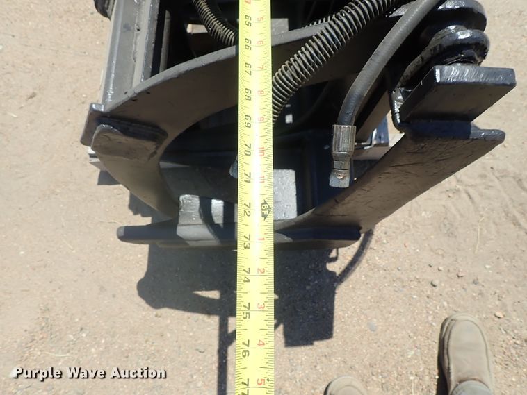 image for item FE9860 Skid steer grapple bucket