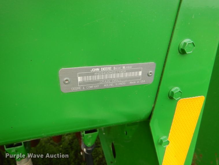 image for item FT9626 (3) 1996 John Deere 9400 hoe drill