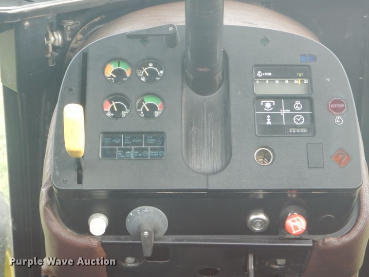 image for item FT9627 1988 John Deere 4250 tractor