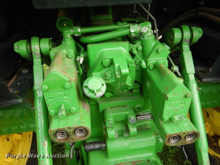 image for item FT9627 1988 John Deere 4250 tractor