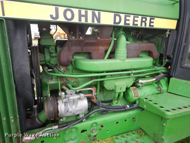 image for item FT9627 1988 John Deere 4250 tractor