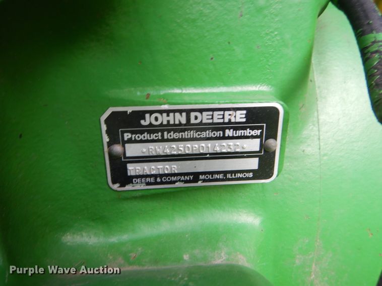 image for item FT9627 1988 John Deere 4250 tractor