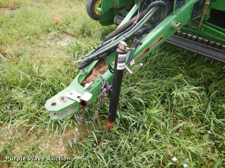 image for item GH9499 2009 John Deere 568 Mega Wide Plus round baler