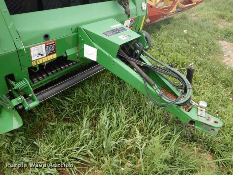 image for item GH9499 2009 John Deere 568 Mega Wide Plus round baler