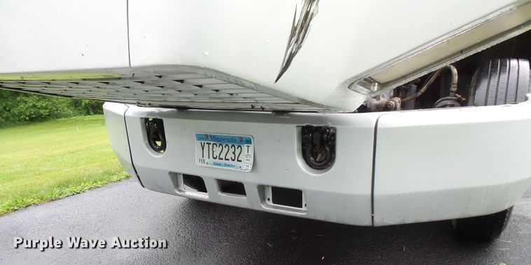 image for item DC4528 2001 Mack CH613 semi truck