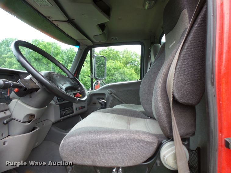 image for item DC4529 1999 Sterling A-Line semi truck