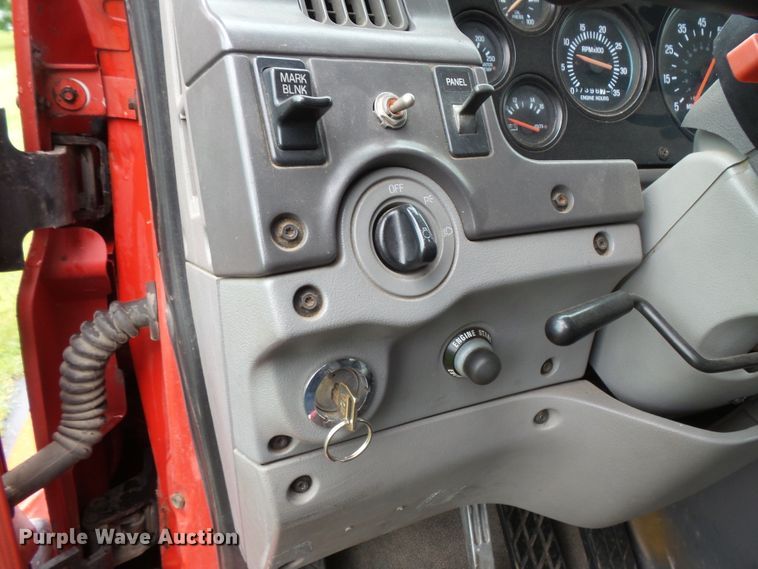 image for item DC4529 1999 Sterling A-Line semi truck