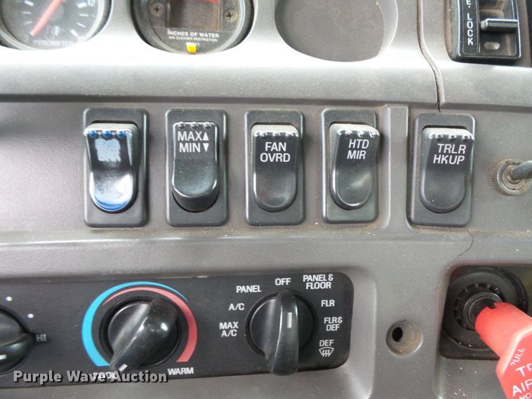 image for item DC4529 1999 Sterling A-Line semi truck