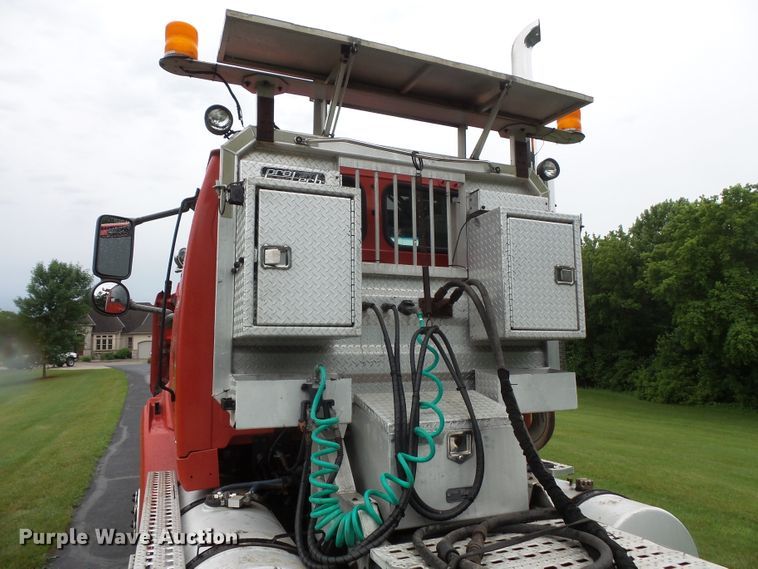 image for item DC4529 1999 Sterling A-Line semi truck