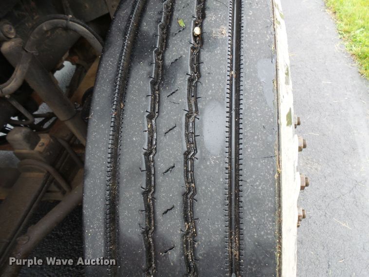 image for item DC4529 1999 Sterling A-Line semi truck