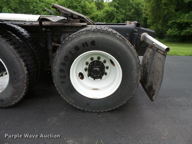 image for item DC4529 1999 Sterling A-Line semi truck