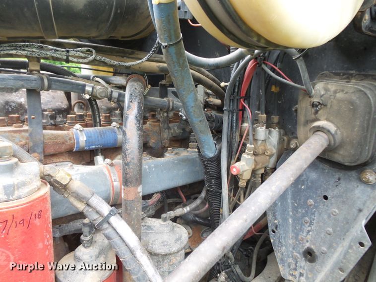 image for item DC4532 1995 Mack CH613 semi truck