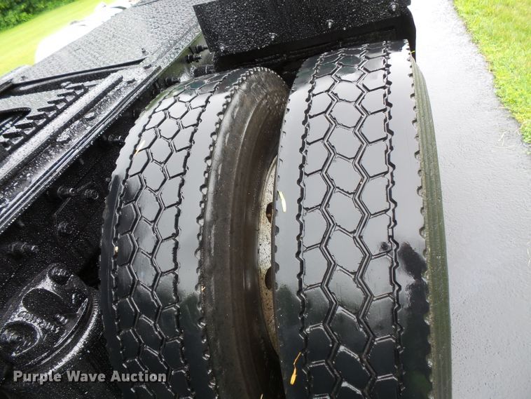 image for item DC4532 1995 Mack CH613 semi truck