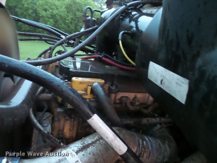 image for item DC4533 2007 Sterling L-Line semi truck