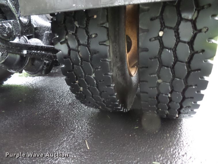 image for item DC4533 2007 Sterling L-Line semi truck