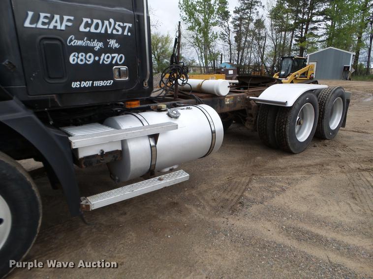 image for item DC4609 1991 Mack CH613 semi truck