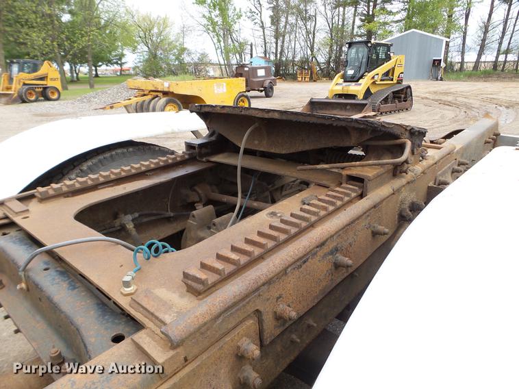 image for item DC4609 1991 Mack CH613 semi truck