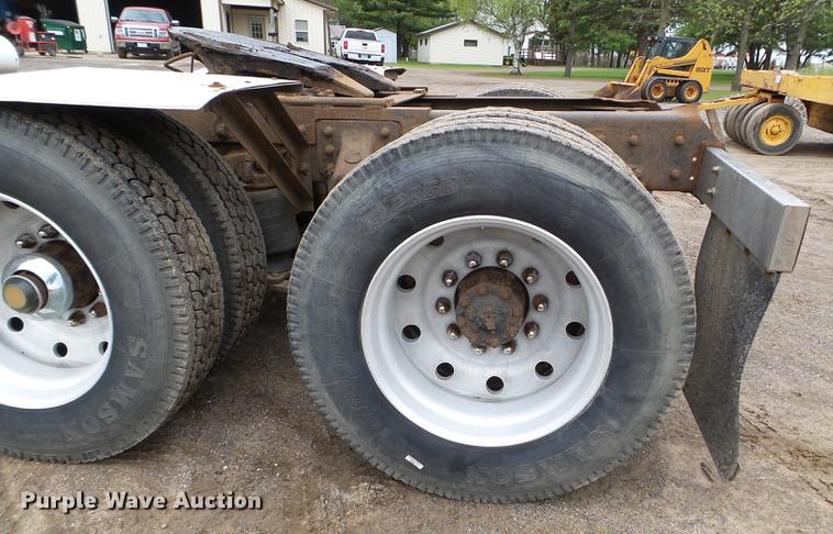 image for item DC4609 1991 Mack CH613 semi truck