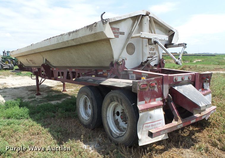 image for item DC5138 2009 Circle R side dump trailer