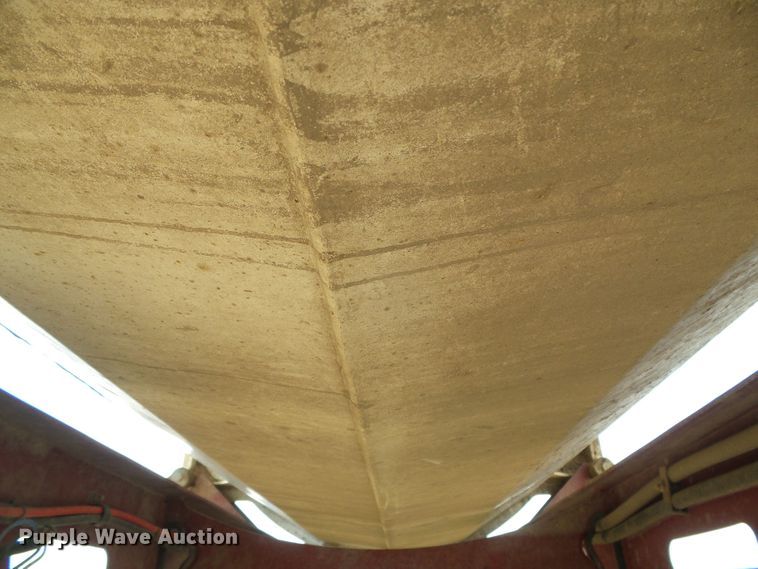 image for item DC5138 2009 Circle R side dump trailer