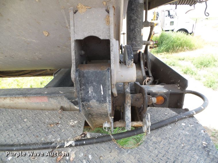 image for item DC5139 2013 Construction Trailer SD40-34 side dump trailer