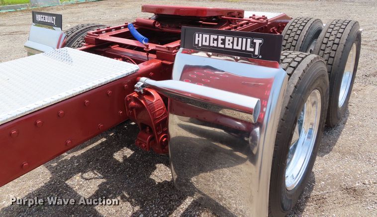 image for item DD6230 2001 Peterbilt 379 semi truck