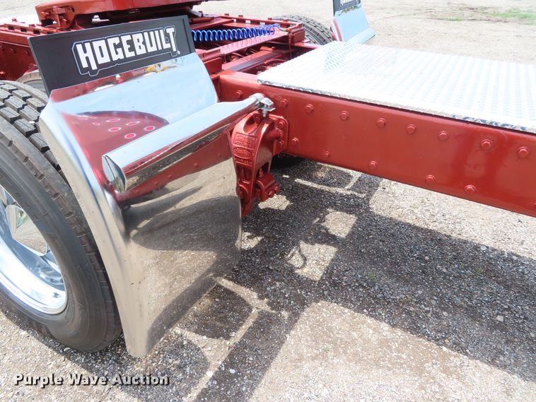 image for item DD6230 2001 Peterbilt 379 semi truck