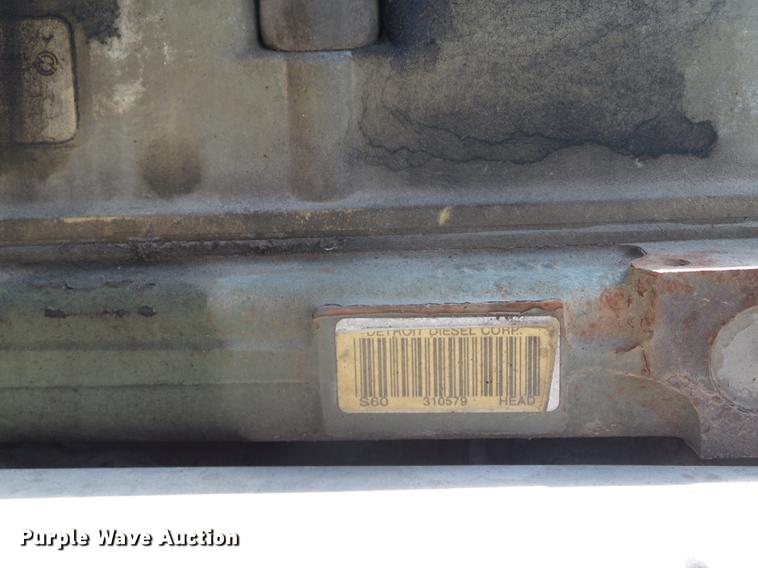 image for item DE7819 1995 White GMC WIA semi truck