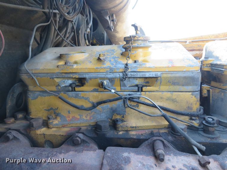 image for item DE8161 1984 Peterbilt 359 semi truck