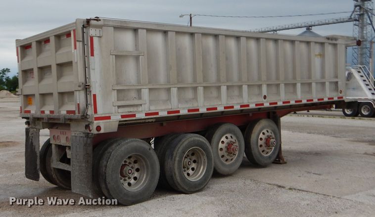 image for item DE8490 2000 Summit AD26 end dump trailer