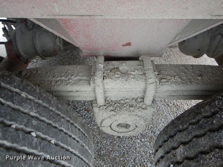 image for item DE8490 2000 Summit AD26 end dump trailer