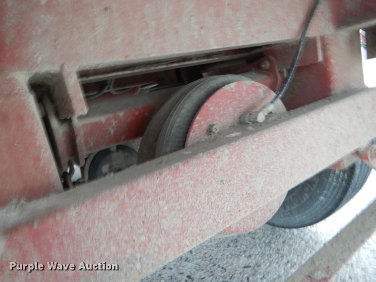 image for item DE8490 2000 Summit AD26 end dump trailer