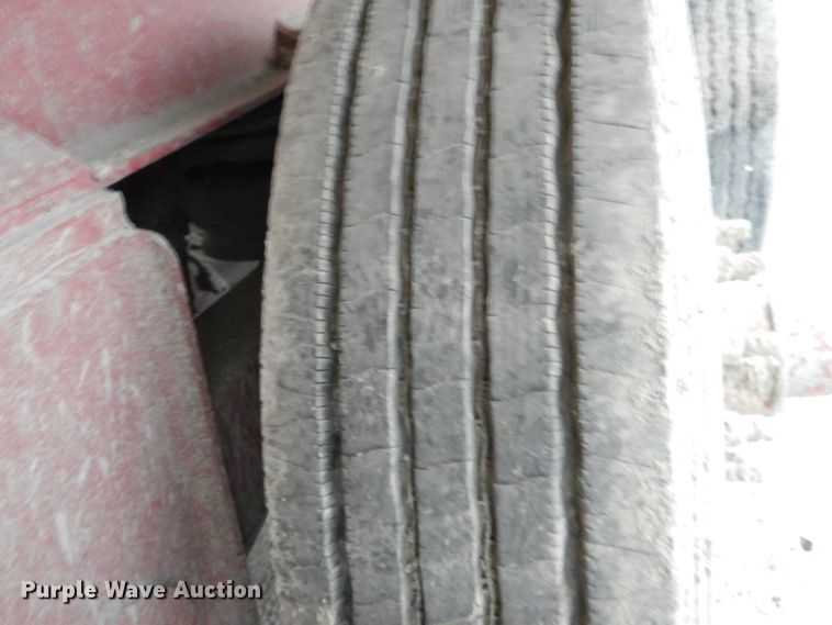 image for item DE8490 2000 Summit AD26 end dump trailer