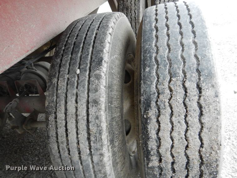 image for item DE8490 2000 Summit AD26 end dump trailer