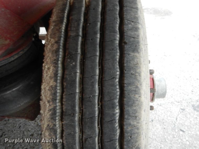 image for item DE8490 2000 Summit AD26 end dump trailer