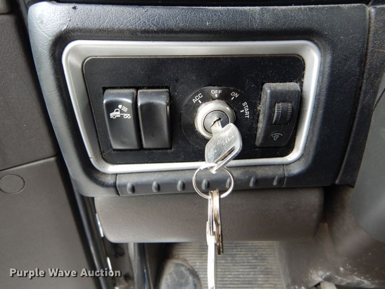 image for item DE8514 2007 Kenworth T600 semi truck