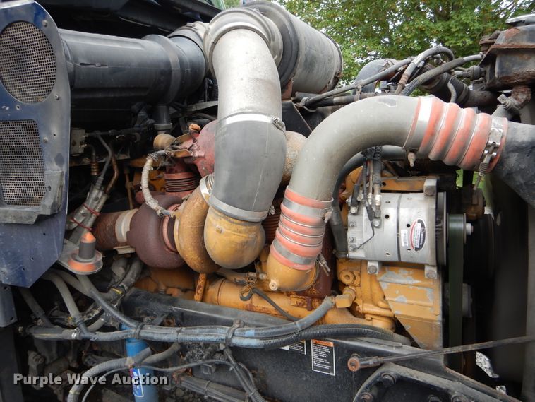 image for item DE8514 2007 Kenworth T600 semi truck