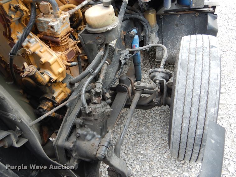 image for item DE8514 2007 Kenworth T600 semi truck